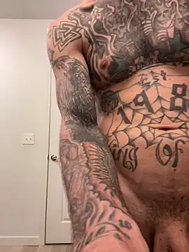 kingNQueen1211 online show from 28, 4, 2026