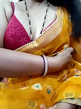 Snapshot of kusbu0077 chatting on 15, 4, 2026 kusbu0077 online show from 15, 4, 2026