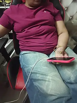 butterflyslay online show from 13, 4, 2026