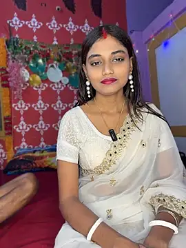 Snapshot of Sweet-priyaa chatting on 22, 5, 2026 Sweet-priyaa online show from 22, 5, 2026