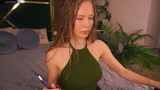 MollyyMayy online show from 5, 3, 2026