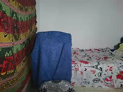 arianna blonde online show from 6, 1, 2026