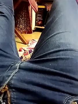 Snapshot of loki-king-143 chatting on 13, 3, 2026 loki-king-143 online show from 13, 3, 2026