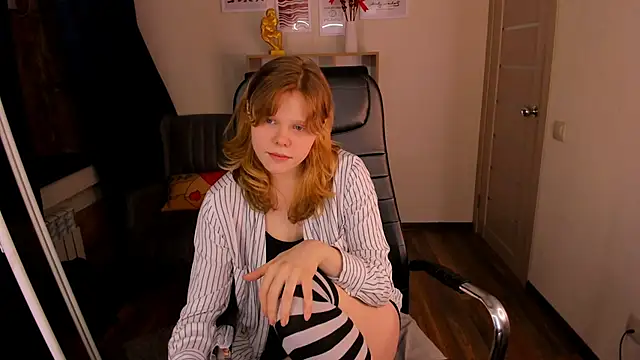 Soft Flame online show from 18, 4, 2026