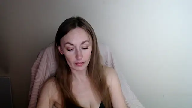 Snapshot of LiaSeass_ chatting on 16, 6, 2026 LiaSeass online show from 16, 6, 2026