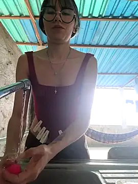 Yelena 77 online show from 20, 12, 2025