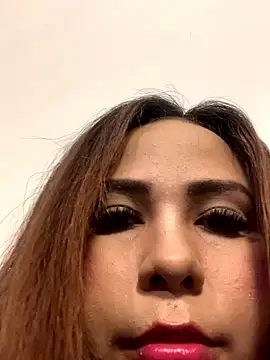 Snapshot of Lunara_Vall chatting on 26, 2, 2026 Lunara Vall online show from 26, 2, 2026