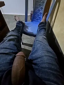 Snapshot of SHARIF12123 chatting on 23, 12, 2025 SHARIF12123 online show from 23, 12, 2025