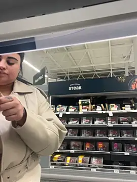 Curvybabesxxo online show from 16, 2, 2026