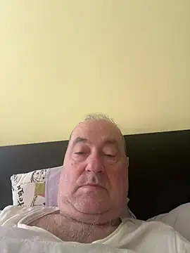 csikar online show from 4, 4, 2026