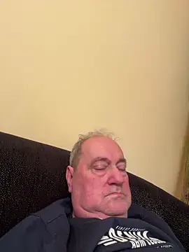 csikar online show from 9, 4, 2026