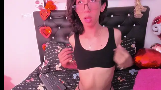 Snapshot of RossieCooper chatting on 23, 2, 2026 RossieCooper online show from 23, 2, 2026