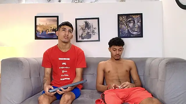 Snapshot of DIAMOND_BLACKS chatting on 7, 3, 2026 DIAMOND BLACKS online show from 7, 3, 2026