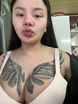 leo-kitty online show from 9, 2, 2026