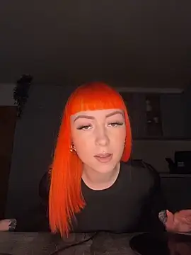 ScarletVixenLive online show from 6, 2, 2026