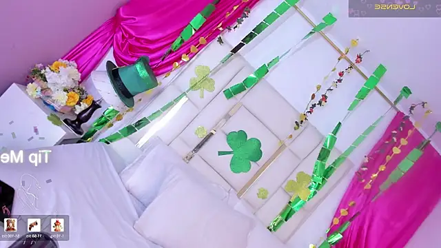 Silvanna-Casstro online show from 6, 3, 2026