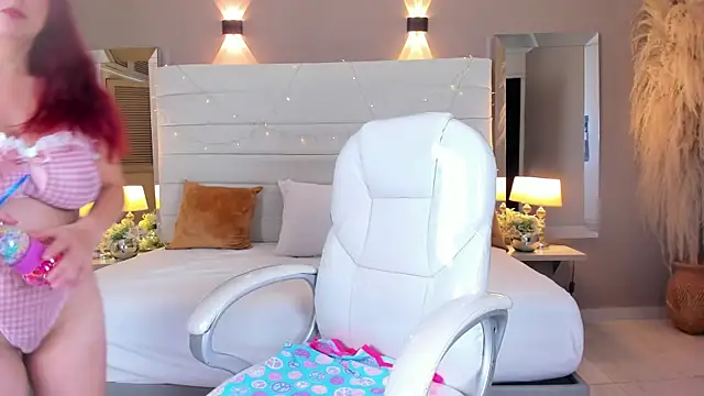 Snapshot of maturexxx_ chatting on 12, 11, 2025 maturexxx online show from 12, 11, 2025