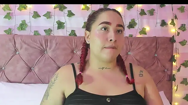 Ayla-marttinez online show from 12, 2, 2026