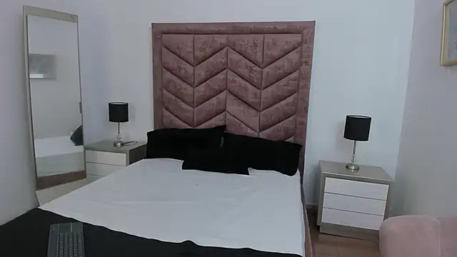 Snapshot of Scarlett__Noir chatting on 27, 2, 2026 Scarlett Noir online show from 27, 2, 2026