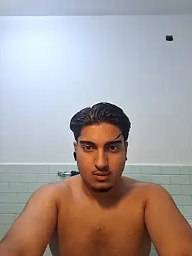 Anndrea8182 online show from 15, 4, 2026