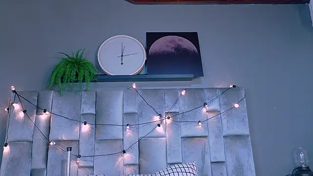 Miia Anderson online show from 7, 3, 2026