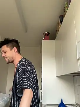 Robbigcum online show from 7, 3, 2026