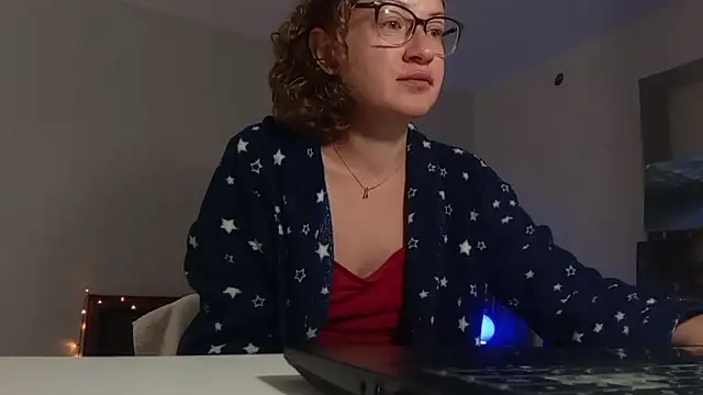 Snapshot of Alice_newhome chatting on 26, 5, 2026 Alice newhome online show from 26, 5, 2026
