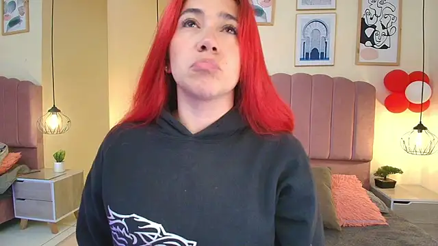 Celestee15  online show from 18, 3, 2026