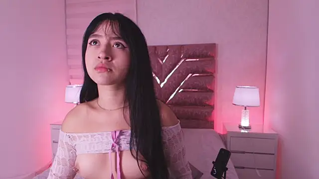 sofia go  online show from 18, 4, 2026