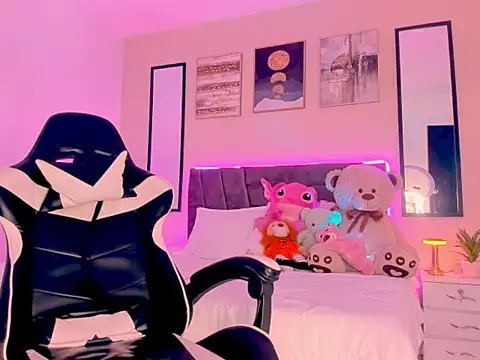 Snapshot of back_thomson chatting on 23, 2, 2026 back thomson online show from 23, 2, 2026