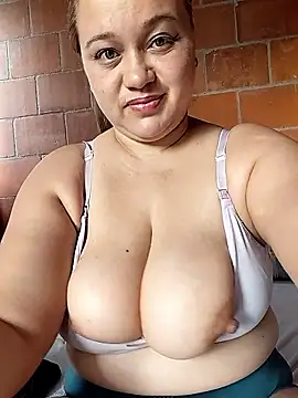 Snapshot of MMia_18 chatting on 18, 1, 2026 MMia 18 online show from 18, 1, 2026