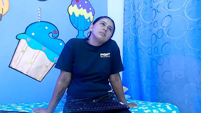 NOVAHOT98 online show from 12, 2, 2026