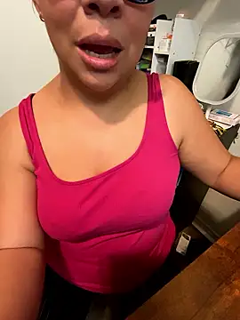 Snapshot of BettyWhispers chatting on 9, 1, 2026 BettyWhispers online show from 9, 1, 2026