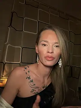 Snapshot of vinique99 chatting on 1, 2, 2026 vinique99 online show from 1, 2, 2026