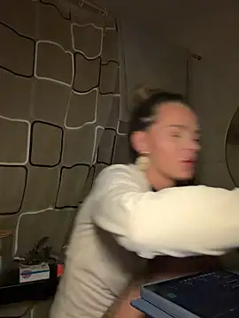 Snapshot of vinique99 chatting on 15, 2, 2026 vinique99 online show from 15, 2, 2026