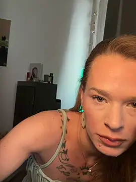 Snapshot of vinique99 chatting on 19, 2, 2026 vinique99 online show from 19, 2, 2026