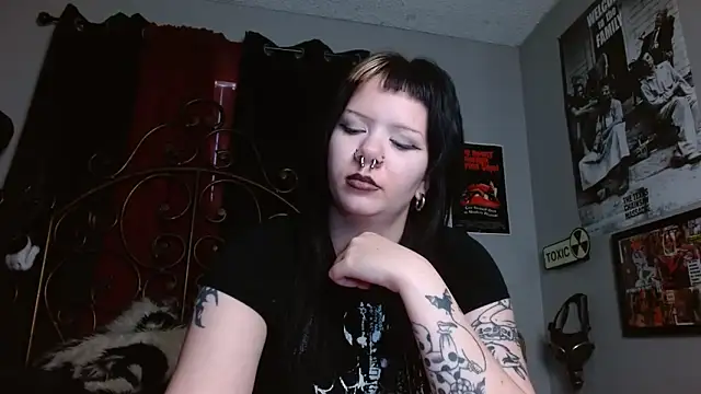 Snapshot of Bettieee_Agura chatting on 1, 6, 2026 Bettieee Agura online show from 1, 6, 2026