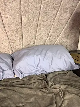 Val12777 online show from 14, 4, 2026