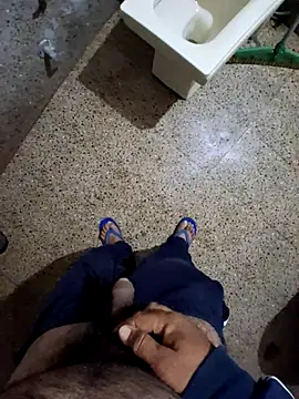 Snapshot of aman4404 chatting on 15, 1, 2026 aman4404 online show from 15, 1, 2026