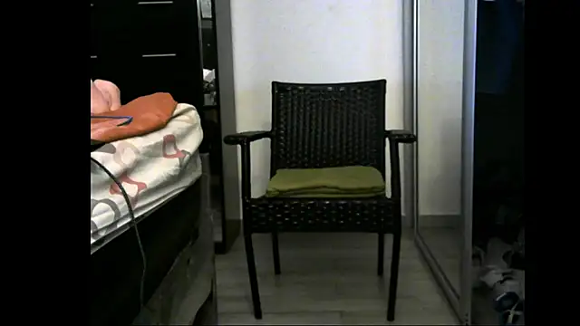 3LEGSSS online show from 3, 2, 2026