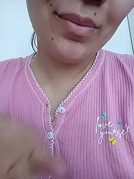 Emilyhomegirl1 online show from 23, 2, 2026