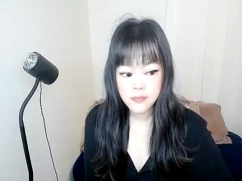 Snapshot of 605kkv chatting on 24, 2, 2026 605kkv online show from 24, 2, 2026