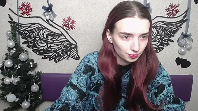 LisaDarcy online show from 17, 12, 2025