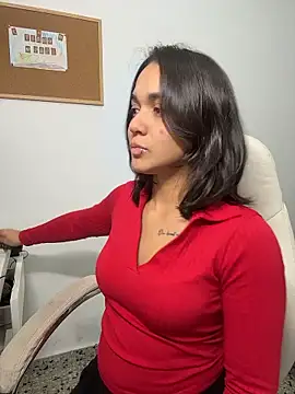 MiaMorenoo online show from 15, 1, 2026