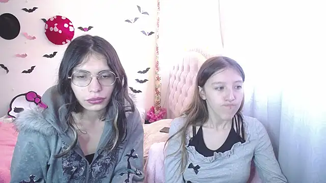 Briar y Blair online show from 16, 3, 2026