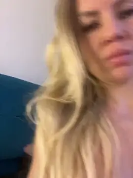 Snapshot of Natalia_Fit chatting on 23, 4, 2026 Natalia Fit online show from 23, 4, 2026
