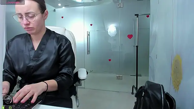 Snapshot of missdominna chatting on 12, 2, 2026 missdominna online show from 12, 2, 2026