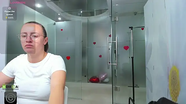Snapshot of missdominna chatting on 3, 7, 2026 missdominna online show from 3, 7, 2026