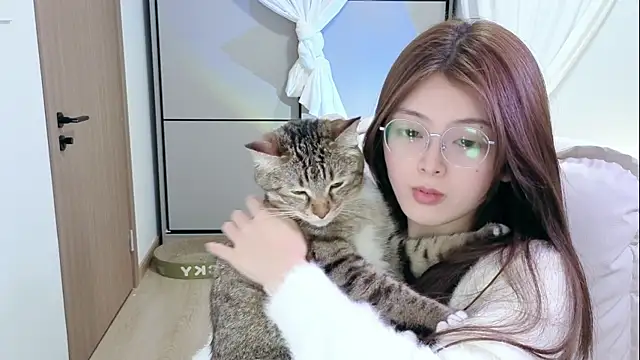 Koikoi    online show from 25, 3, 2026