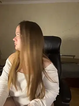 CaramelleSugarr online show from 24, 4, 2026